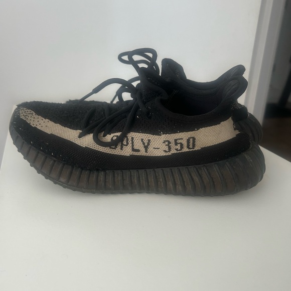 Authentic Yeezy Oreo 350s - Picture 3 of 5